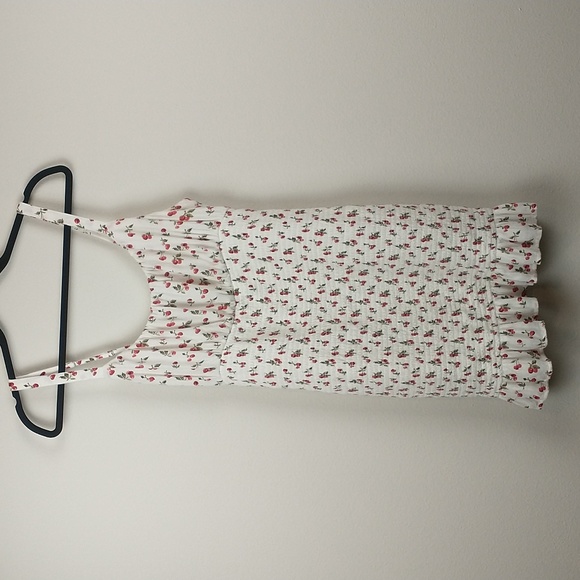 Abercrombie & Fitch Dresses & Skirts - Abercrombie & Fitch Womens Cherry Print White Smocked Ruffle Mini Dress Large